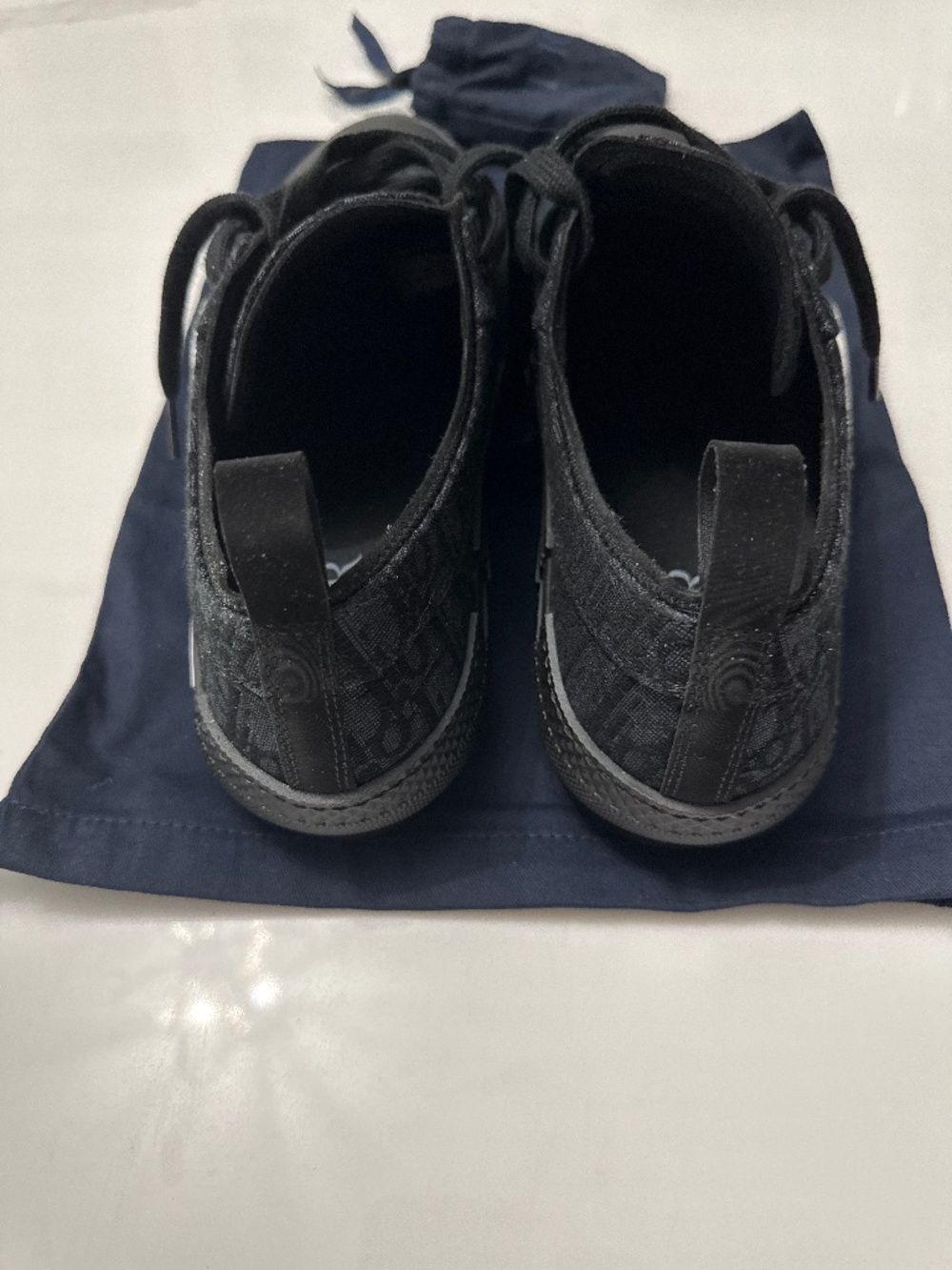 Dior B23 Sneakers